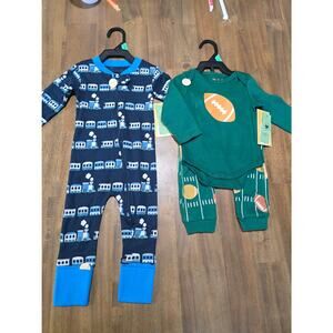 Monica + Andy Organic Cotton Gender Neutral First Moves LOT of 2 0-3 Months